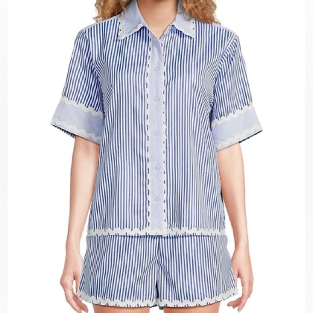 A Loves A Striped Blue and White Women's Lounge Set